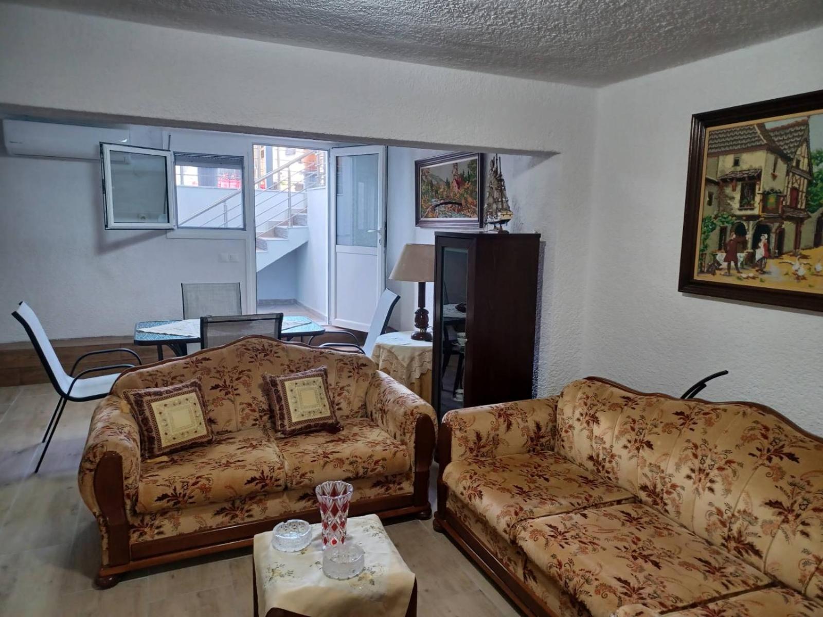 Vrasná Villa Filimon מראה חיצוני תמונה