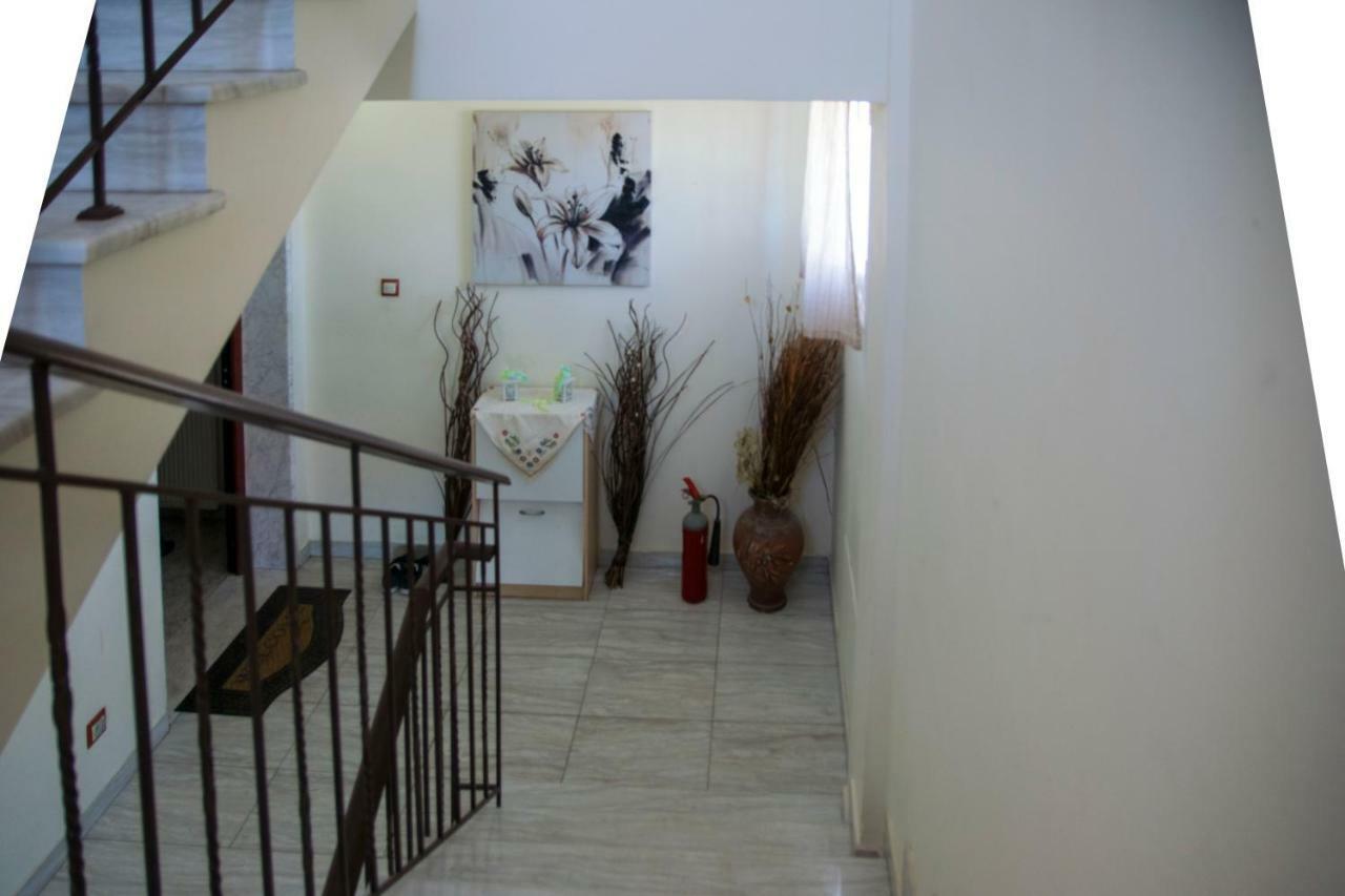 Vrasná Villa Filimon מראה חיצוני תמונה