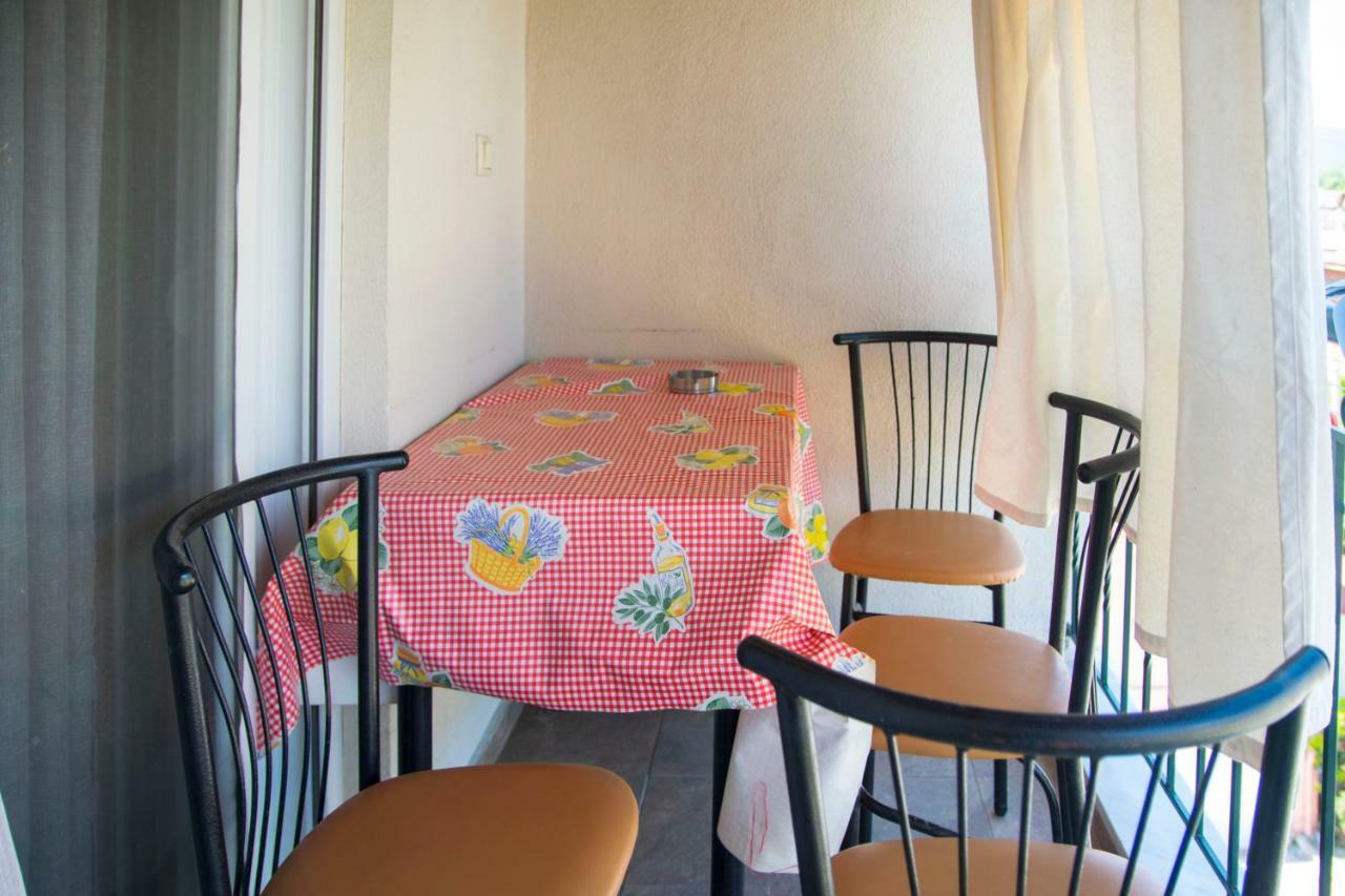 Vrasná Villa Filimon מראה חיצוני תמונה
