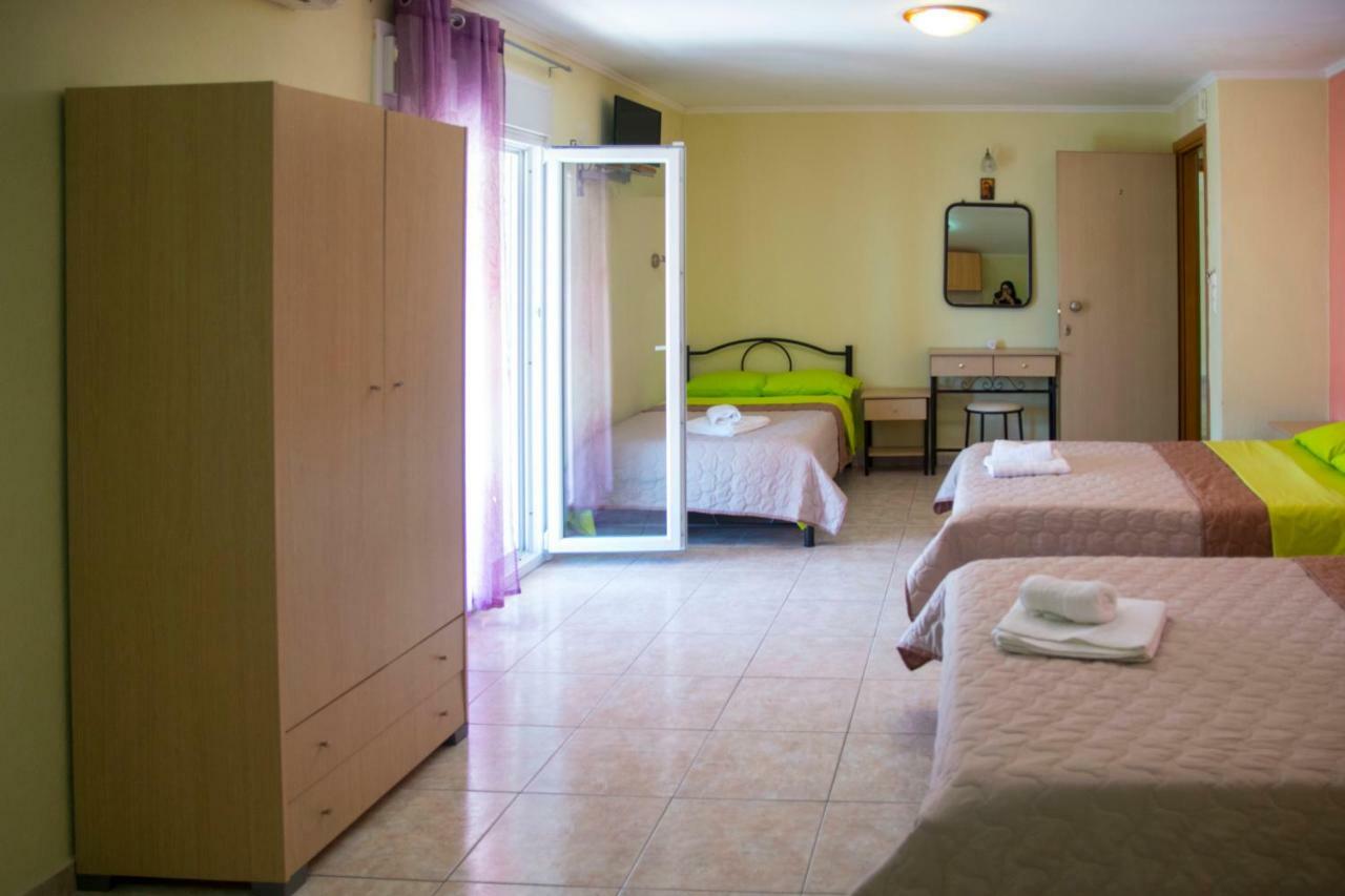 Vrasná Villa Filimon מראה חיצוני תמונה